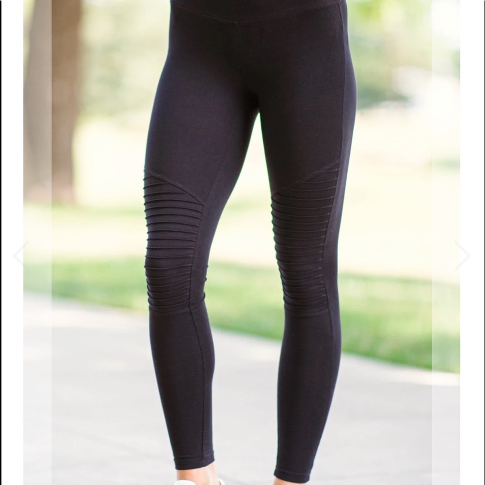 BURGUNDY Zenana ribbed leggings